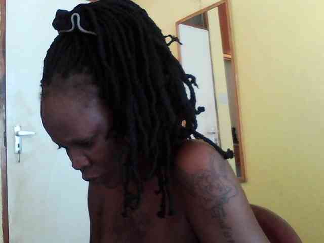 Princessmiles webcam