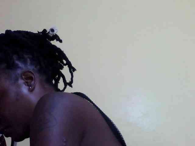 Princessmiles webcam