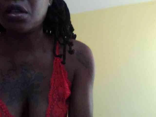 Princessmiles webcam