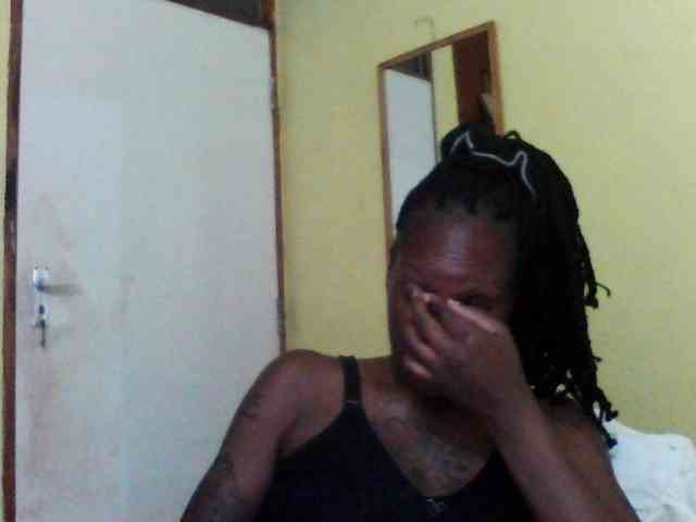 Princessmiles webcam