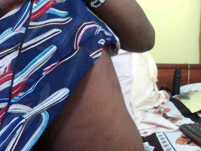 Princessmiles webcam