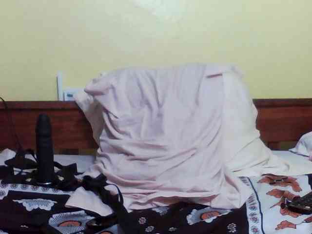 Princessmiles webcam