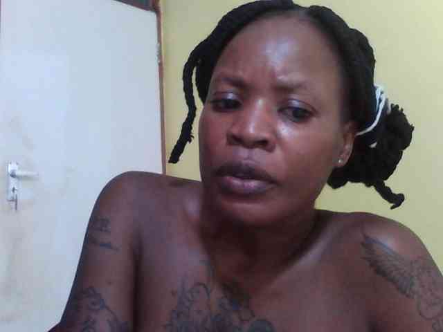 Princessmiles webcam