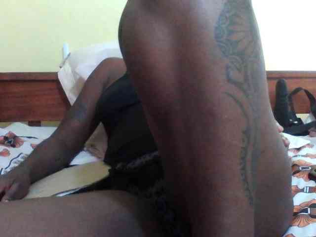 Princessmiles webcam