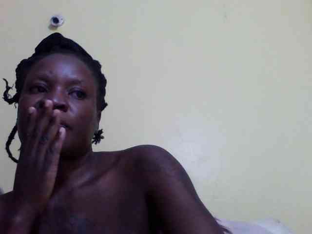 Princessmiles webcam