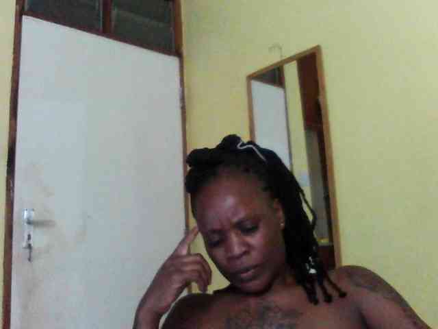Princessmiles webcam