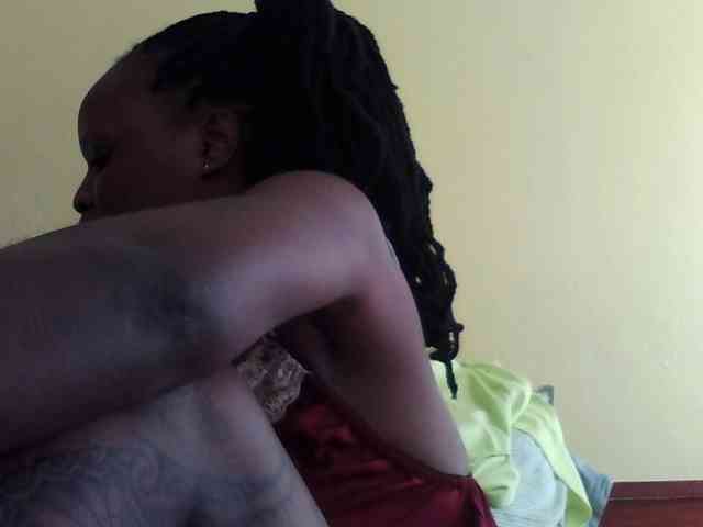 Princessmiles webcam