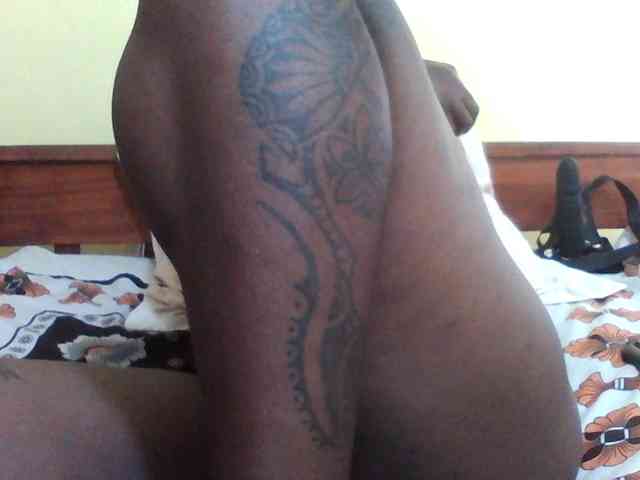 Princessmiles webcam