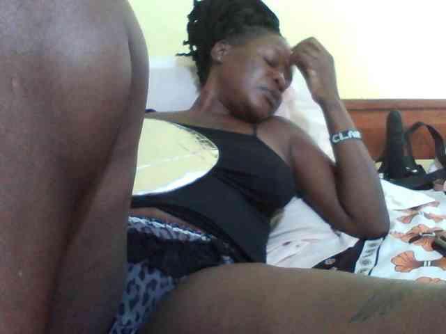 Princessmiles webcam