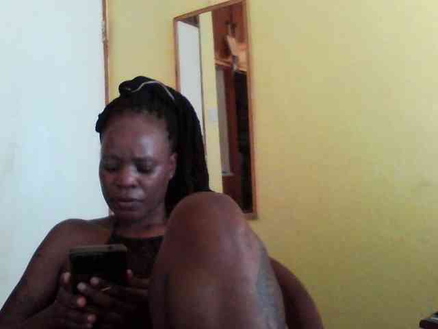 Princessmiles webcam