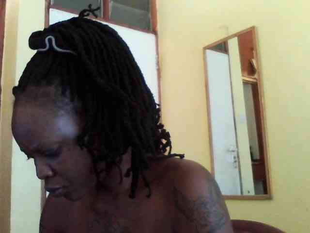 Princessmiles webcam