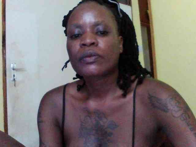 Princessmiles webcam