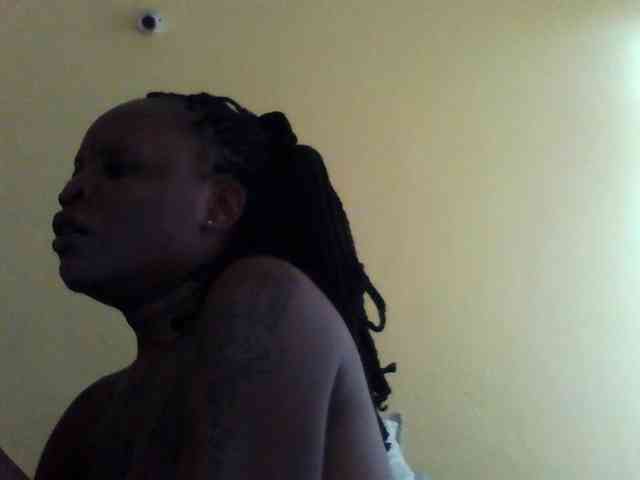 Princessmiles webcam