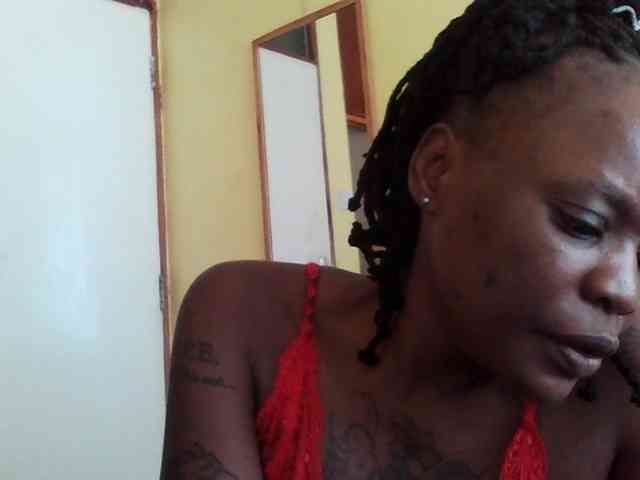 Princessmiles webcam