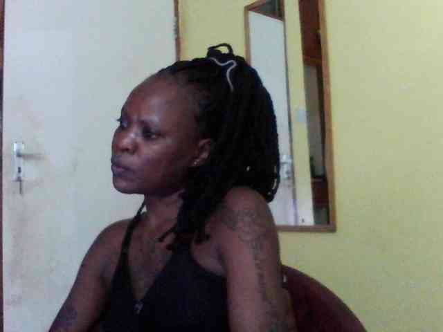 Princessmiles webcam