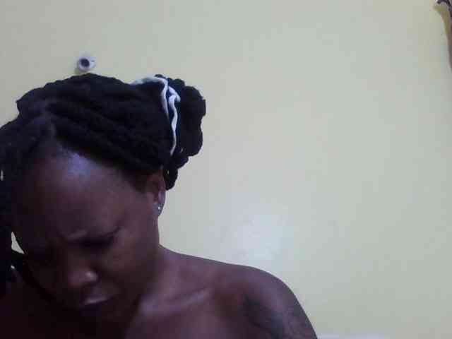 Princessmiles webcam