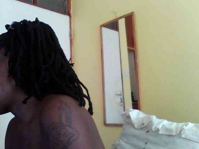 Princessmiles webcam