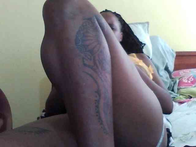 Princessmiles webcam