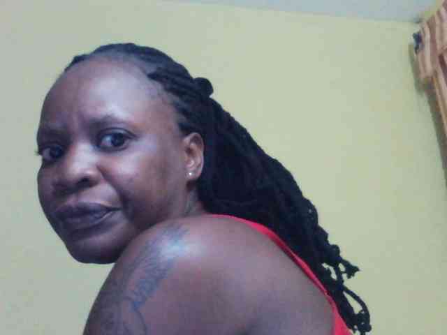 Princessmiles webcam