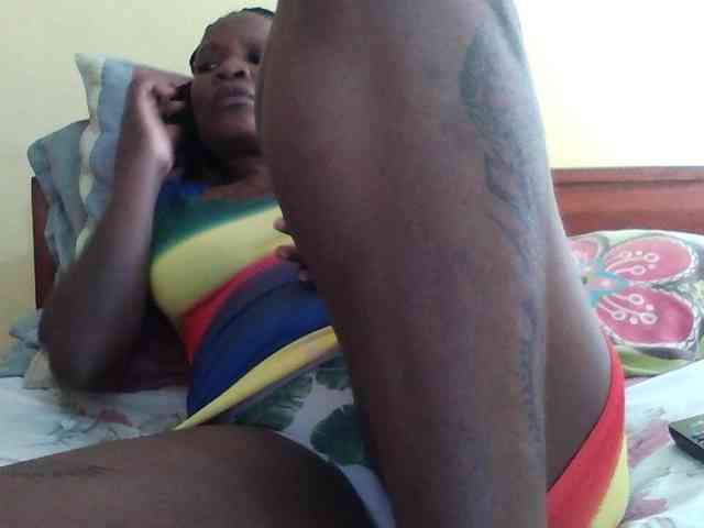 Princessmiles webcam