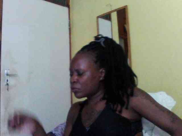 Princessmiles webcam