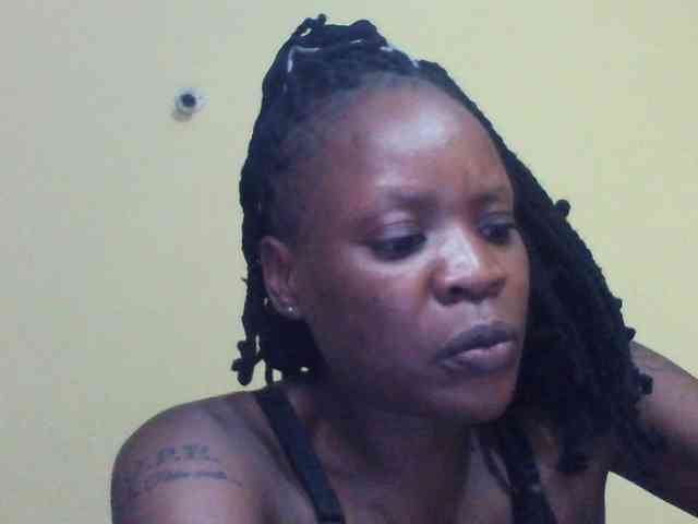 Princessmiles webcam