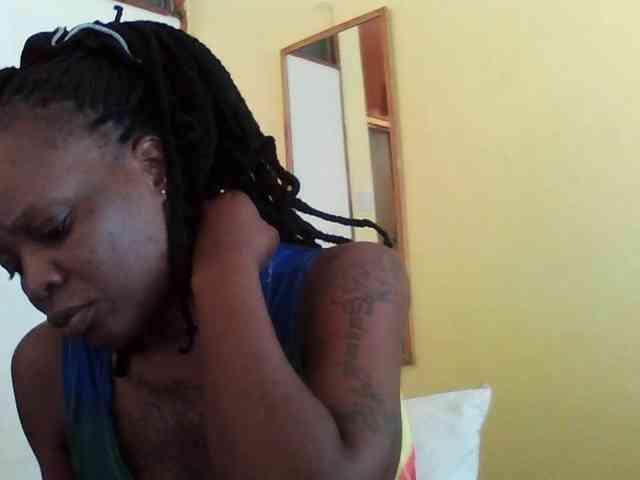 Princessmiles webcam