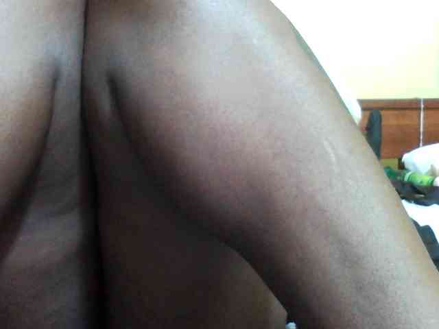 Princessmiles webcam