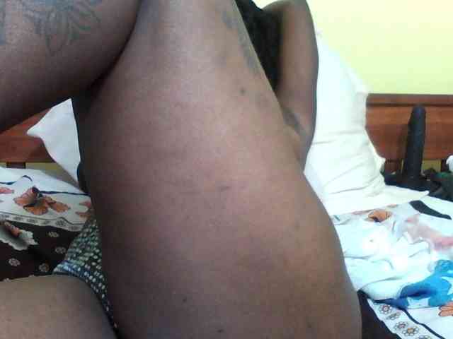 Princessmiles webcam