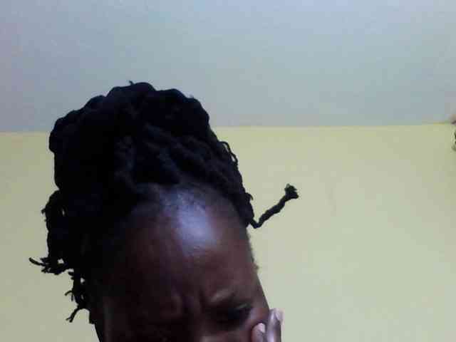 Princessmiles webcam