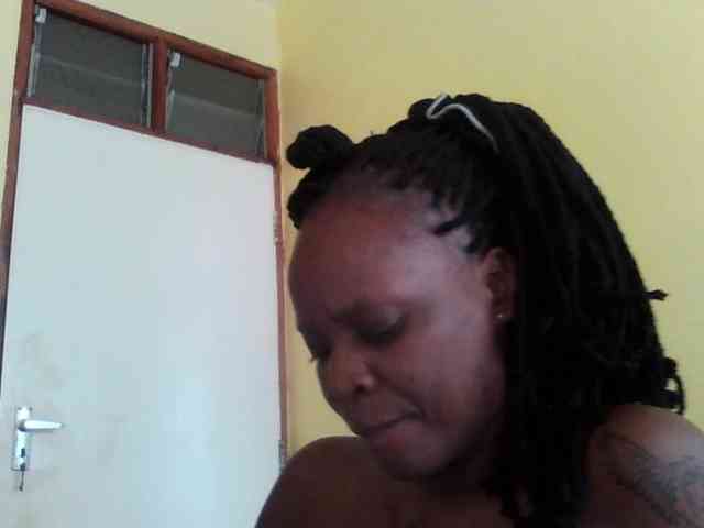 Princessmiles webcam