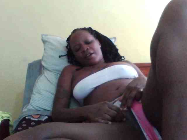 Princessmiles webcam