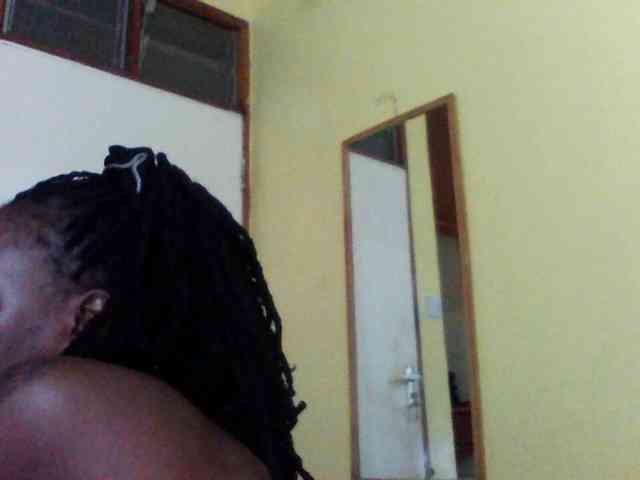 Princessmiles webcam
