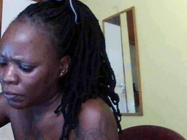 Princessmiles webcam