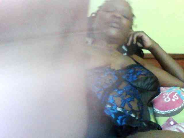 Princessmiles webcam