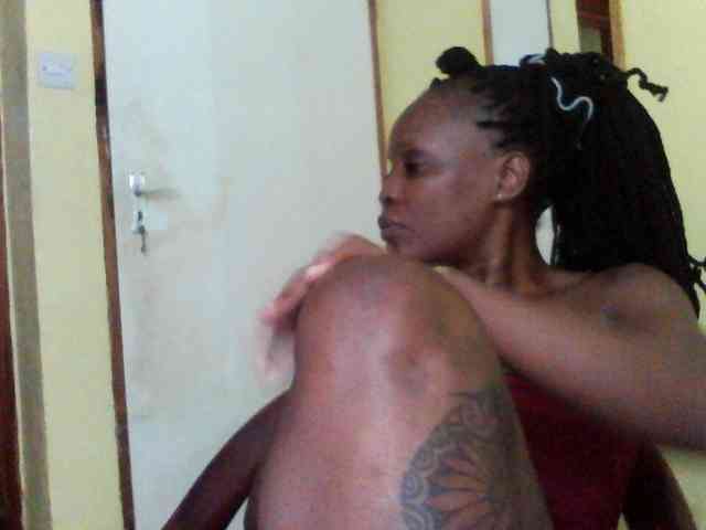 Princessmiles webcam