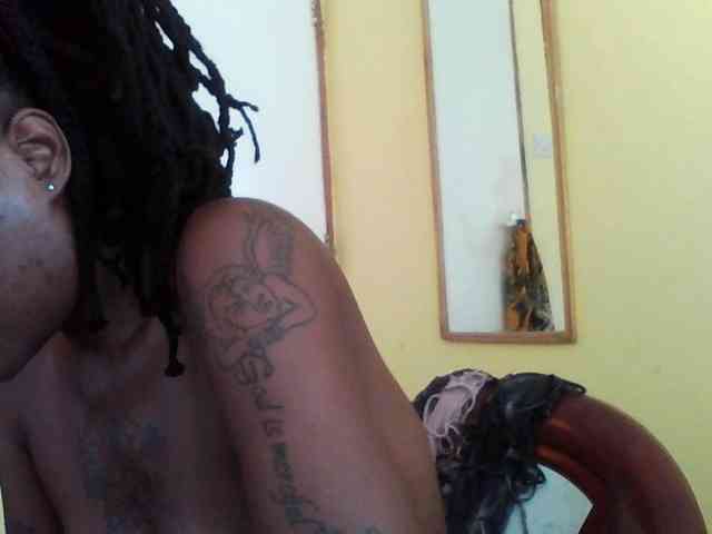 Princessmiles webcam