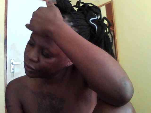 Princessmiles webcam