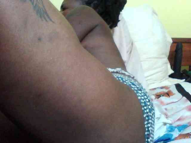 Princessmiles webcam