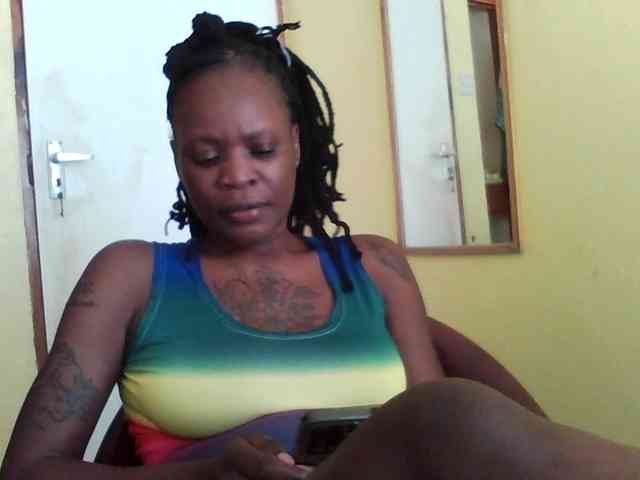 Princessmiles webcam