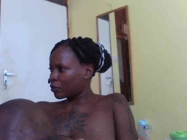 Princessmiles webcam