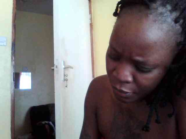 Princessmiles webcam