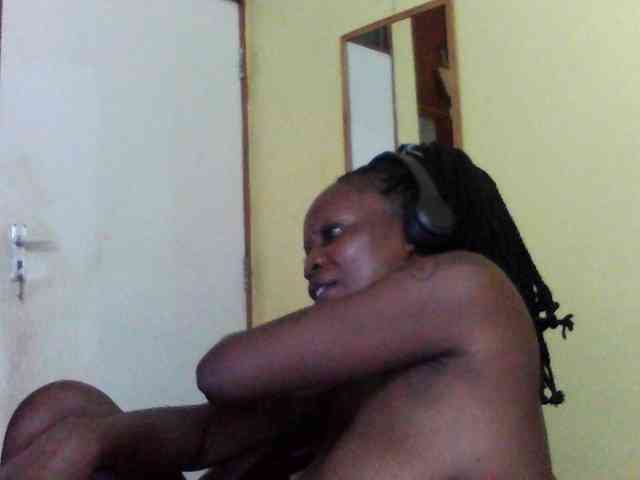 Princessmiles webcam