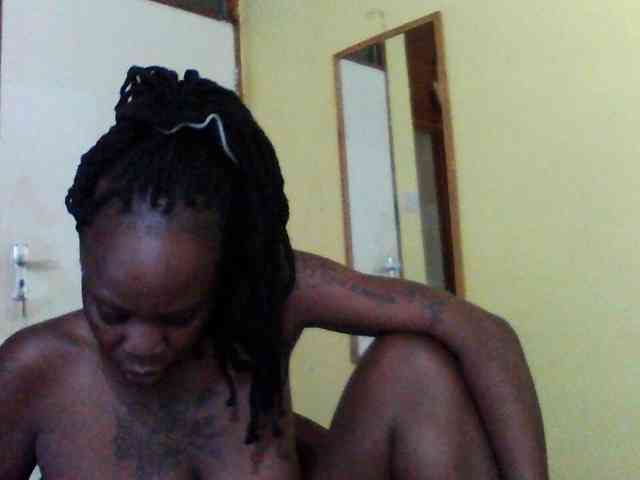 Princessmiles webcam