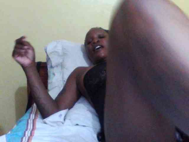 Princessmiles webcam