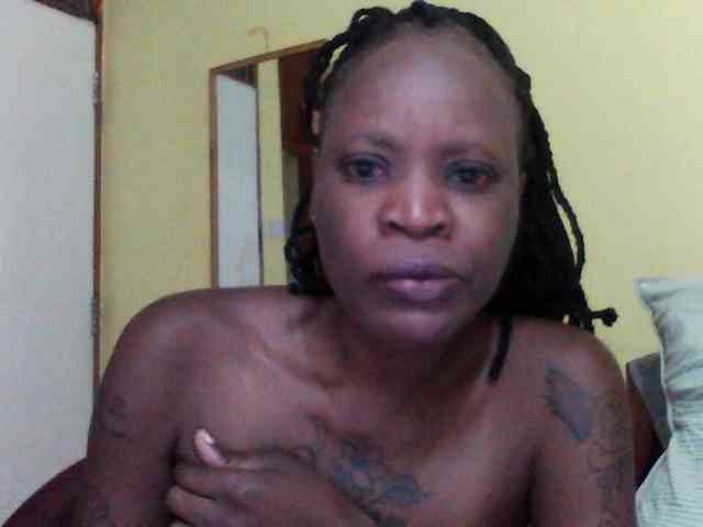 Princessmiles webcam