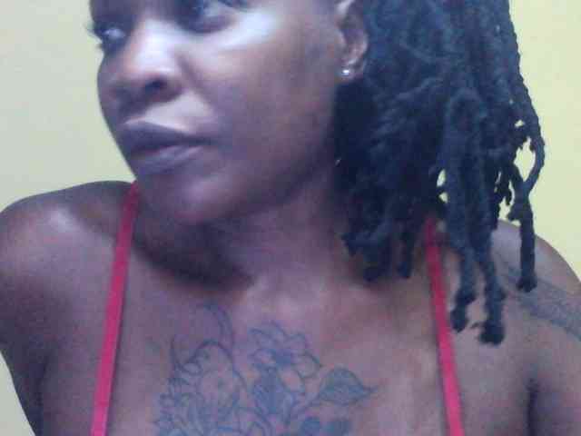 Princessmiles webcam