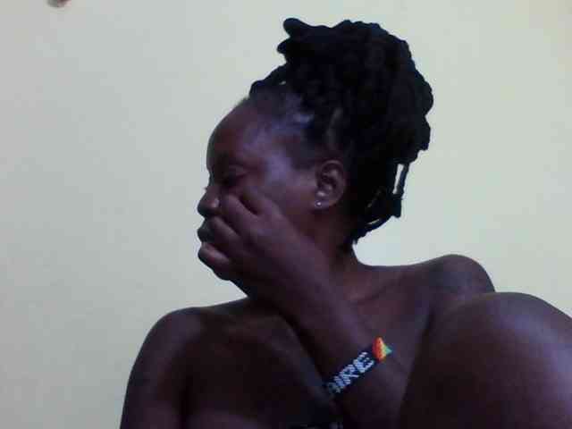 Princessmiles webcam