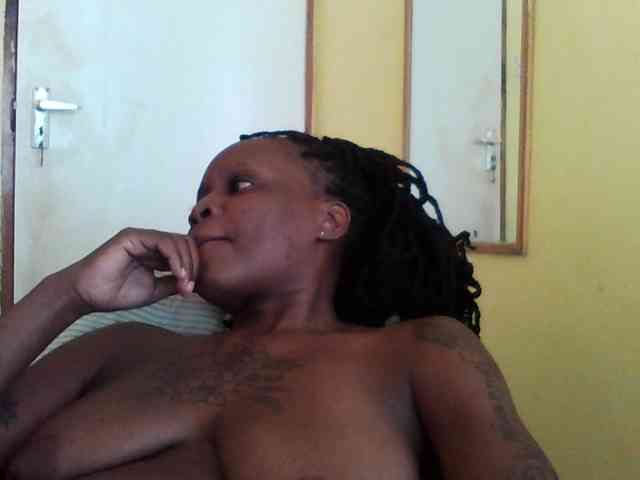 Princessmiles webcam