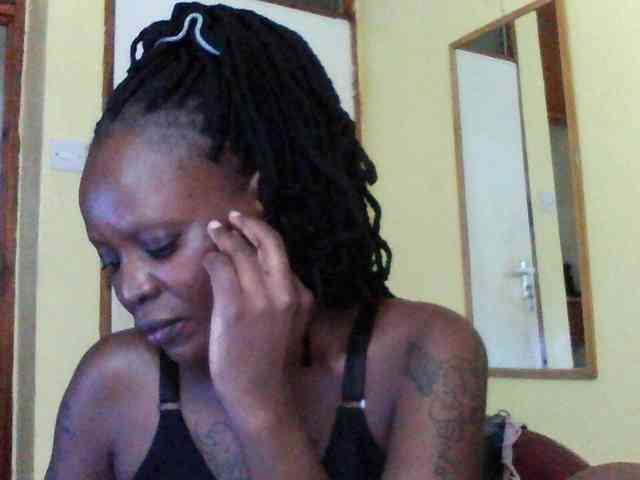 Princessmiles webcam